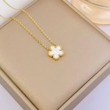 Clover Statement Necklace